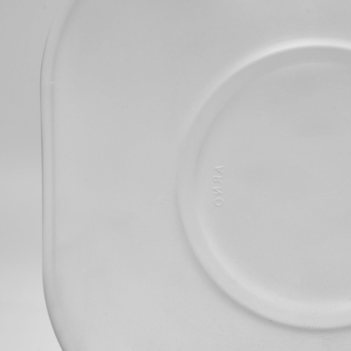 Plate /Frosted